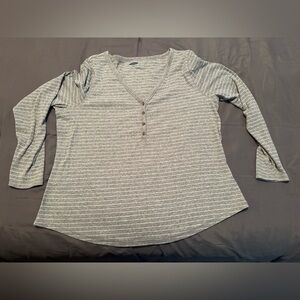 Grey and white striped shirt from old navy. Size XXL smoke free home